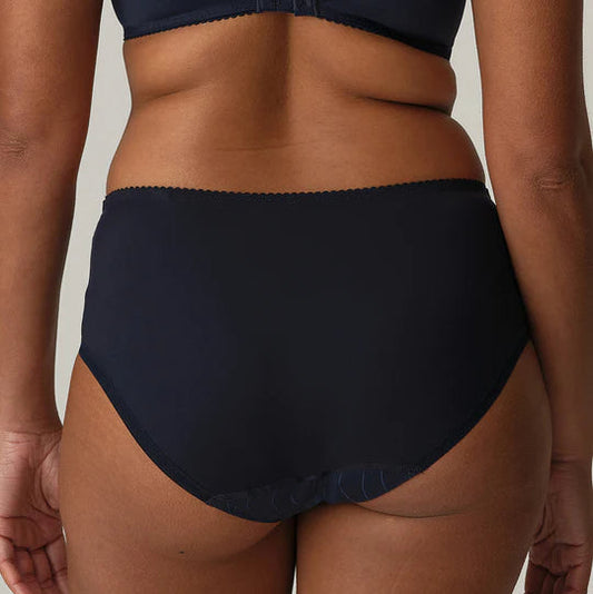 Prima Donna Deauville Full Brief