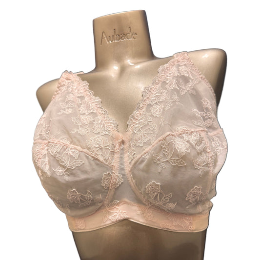 Lace bra on a mannequin bust