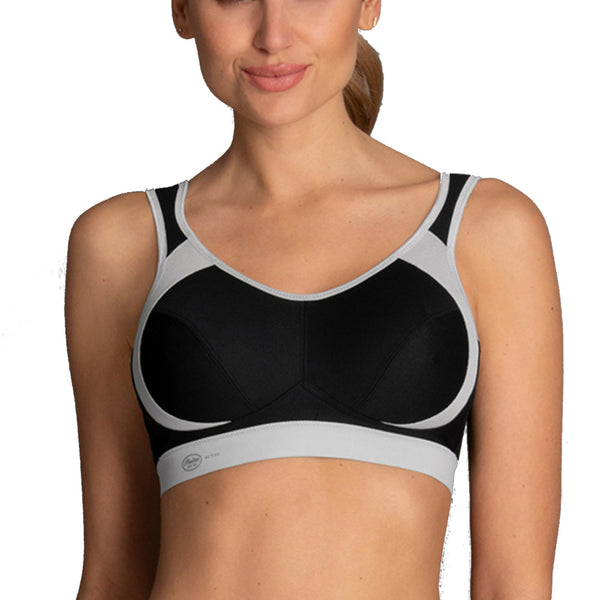 With unbeatable support, our Extreme Control Sports Bra helps to