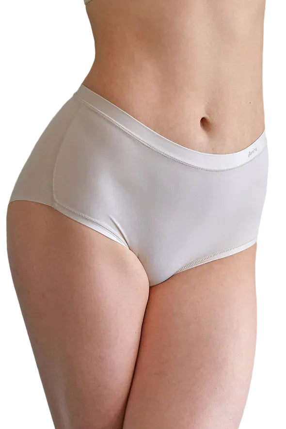 Janira Flexie Adapt Braga Brief in white