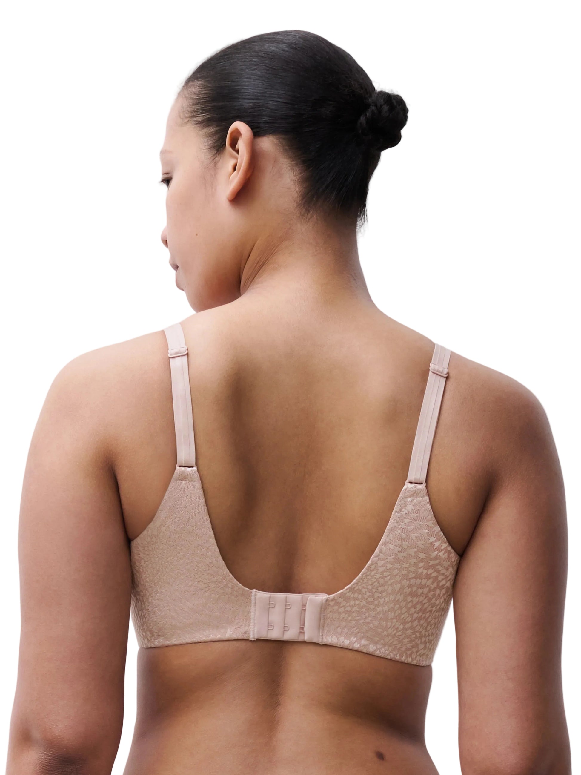 Chantelle Magique Molded Bra in Rose