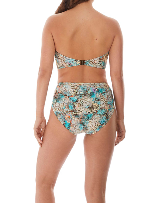 Woman wearing a bikini set on a white background