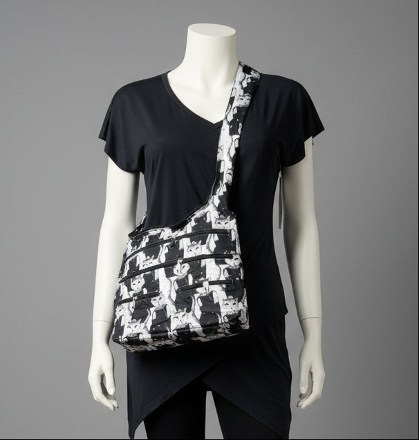 Para Ella Multi-Zipper Bag