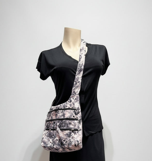 Para Ella Multi-Zipper Bag