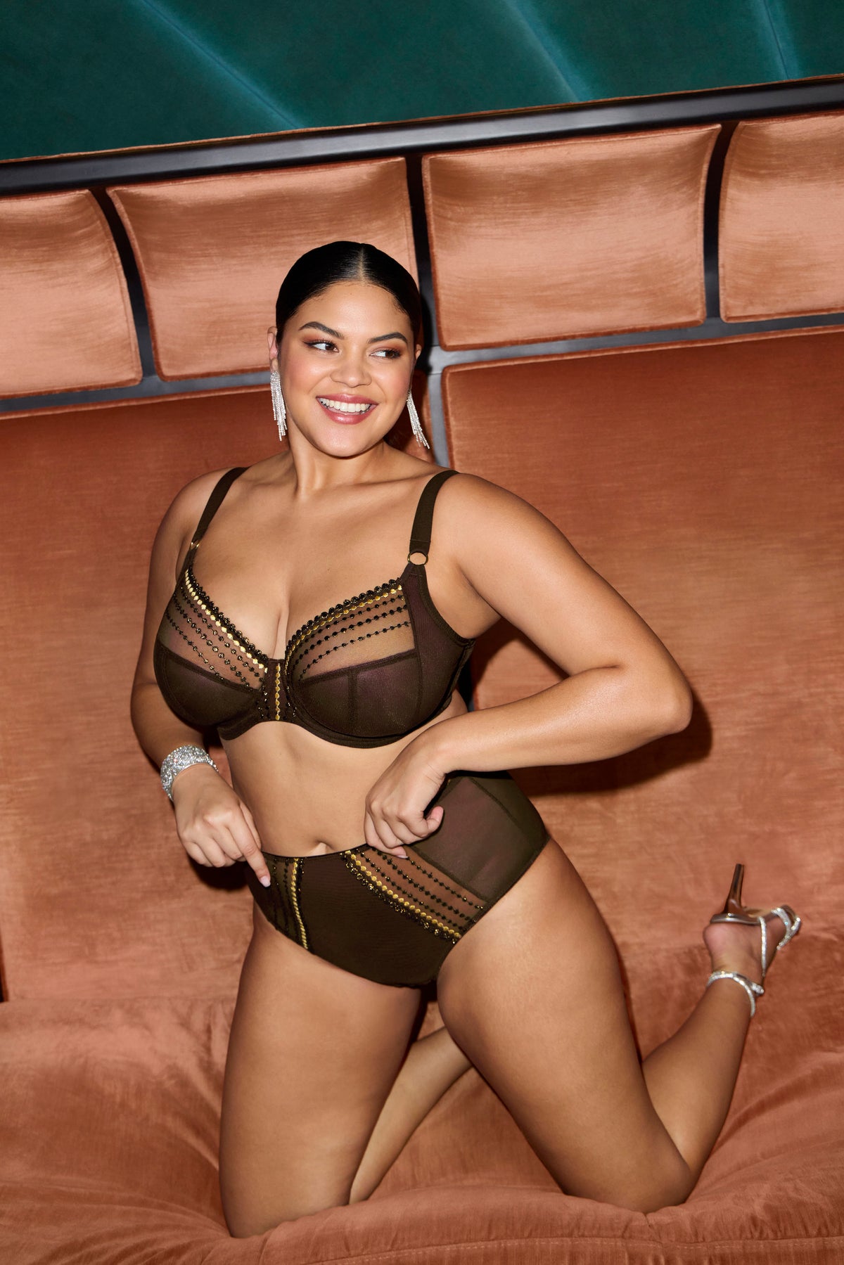Elomi Matilda Underwire Plunge Bra