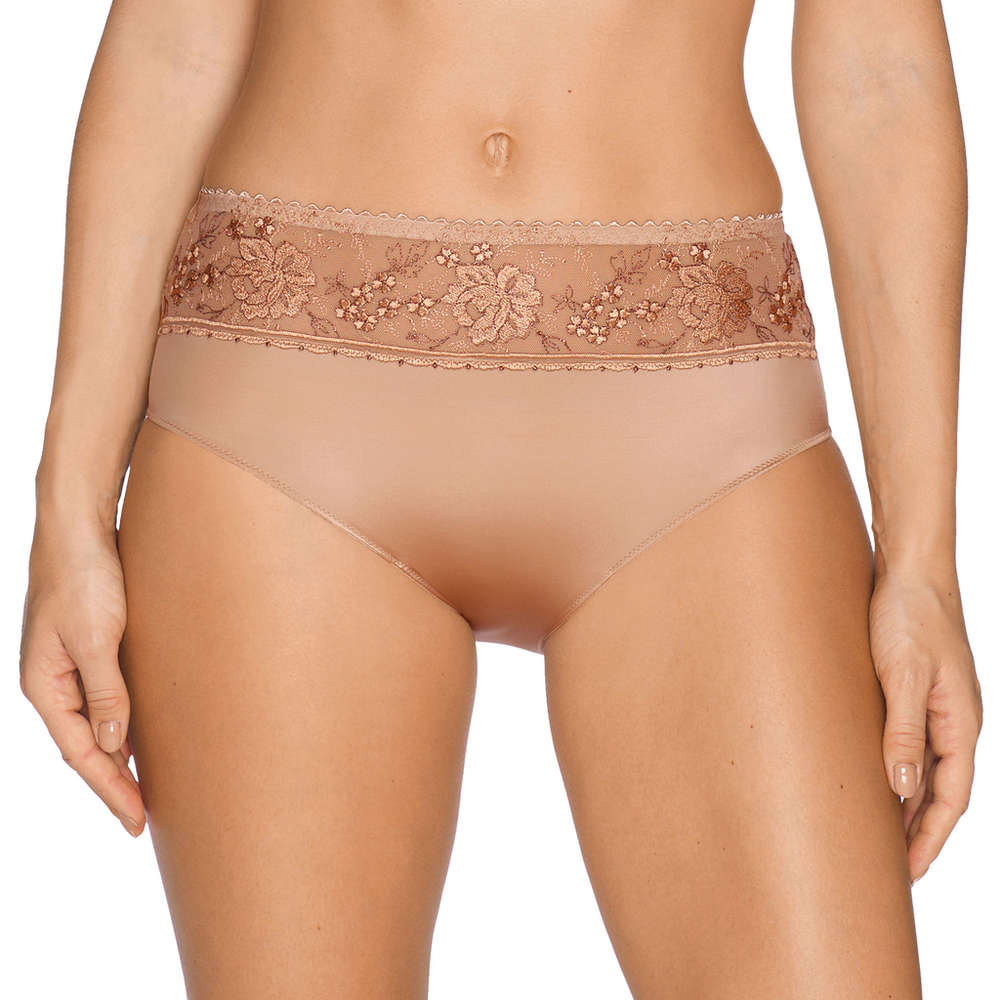 Prima Donna Golden Dreams Full Brief