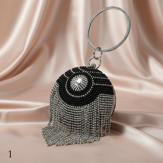 Tappii purse in black