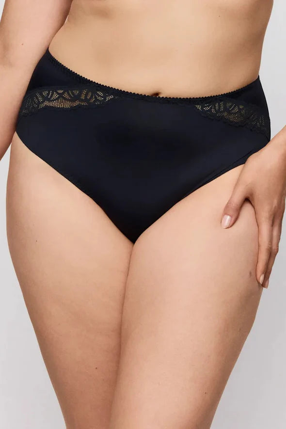 Prima Donna Salerno Full Brief
